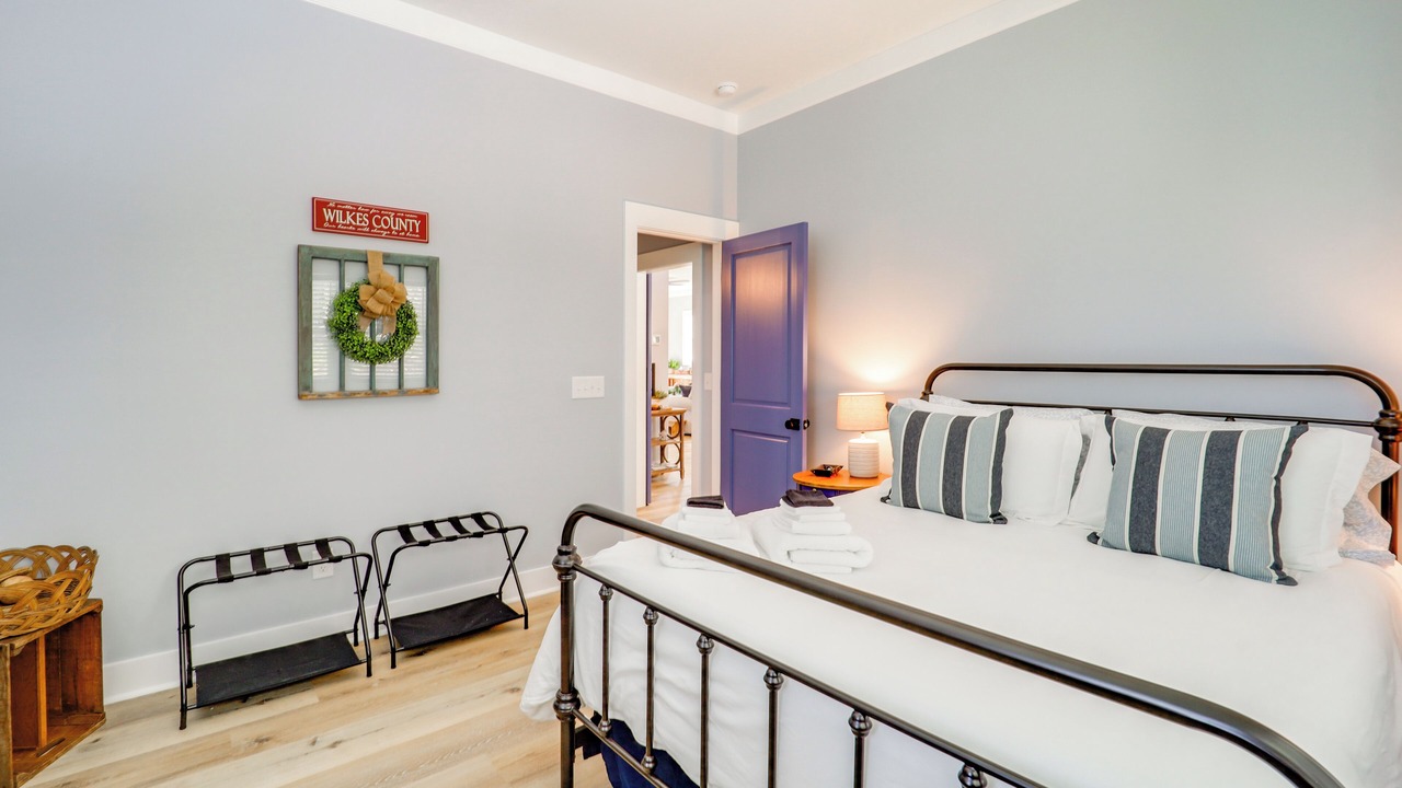 Photo of Bedroom in Village on the New