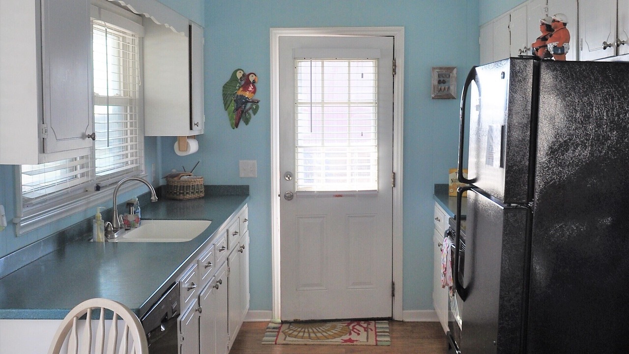 Photo of Kitchen in Surf City