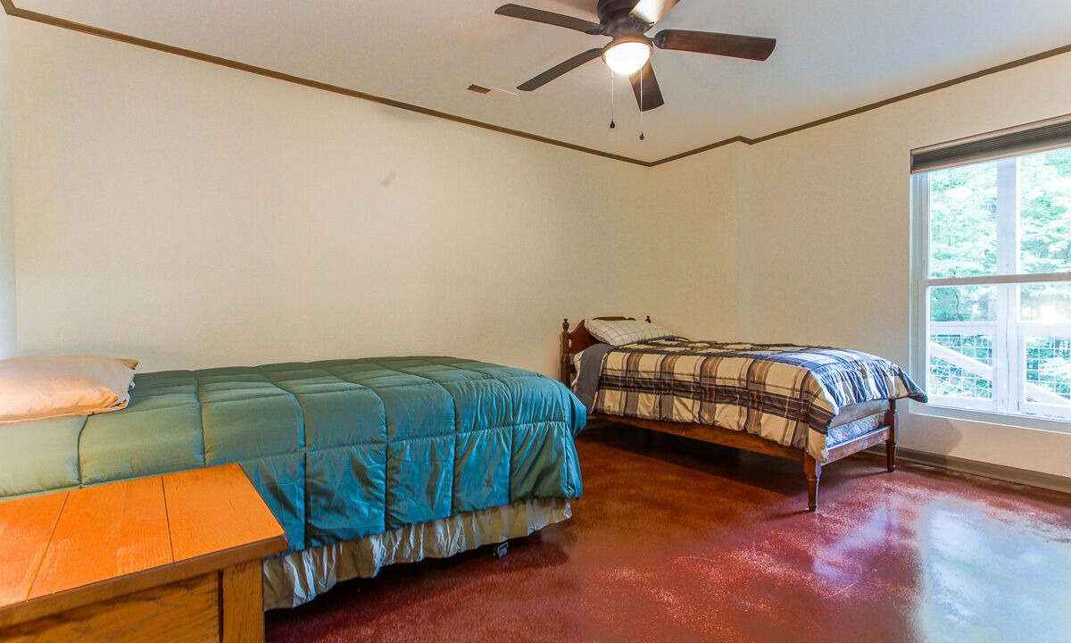 Photo of Bedroom in Robbinsville