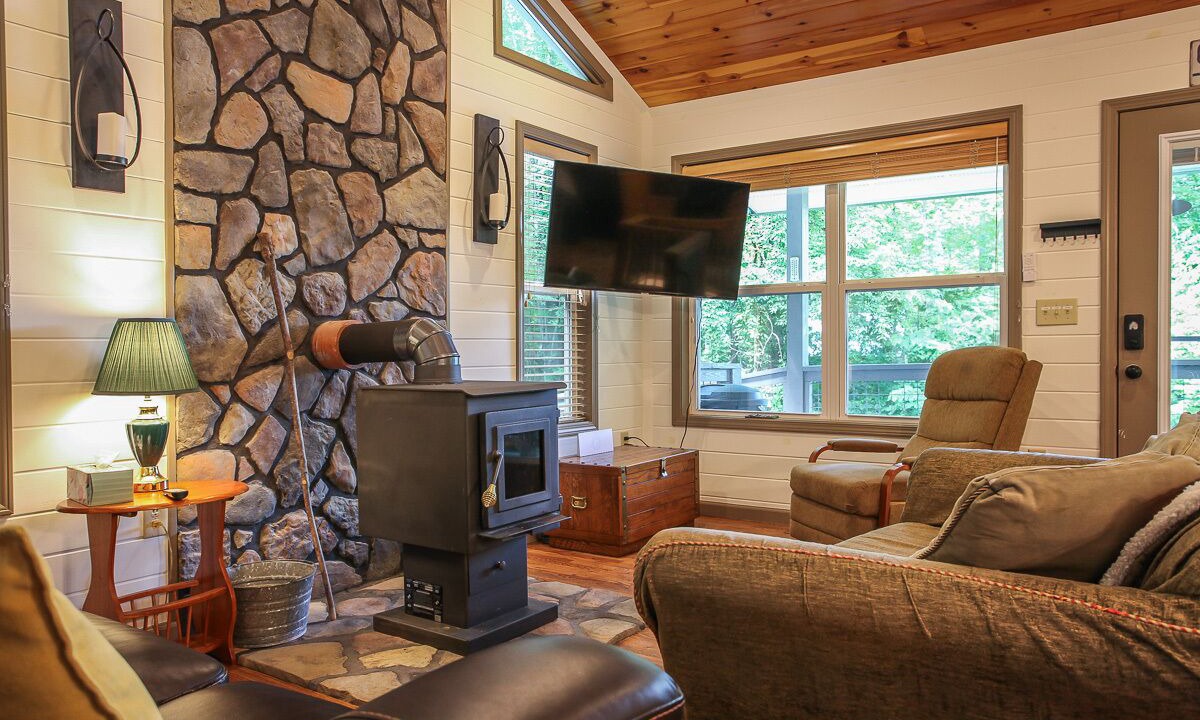 Photo of Livingroom in Robbinsville