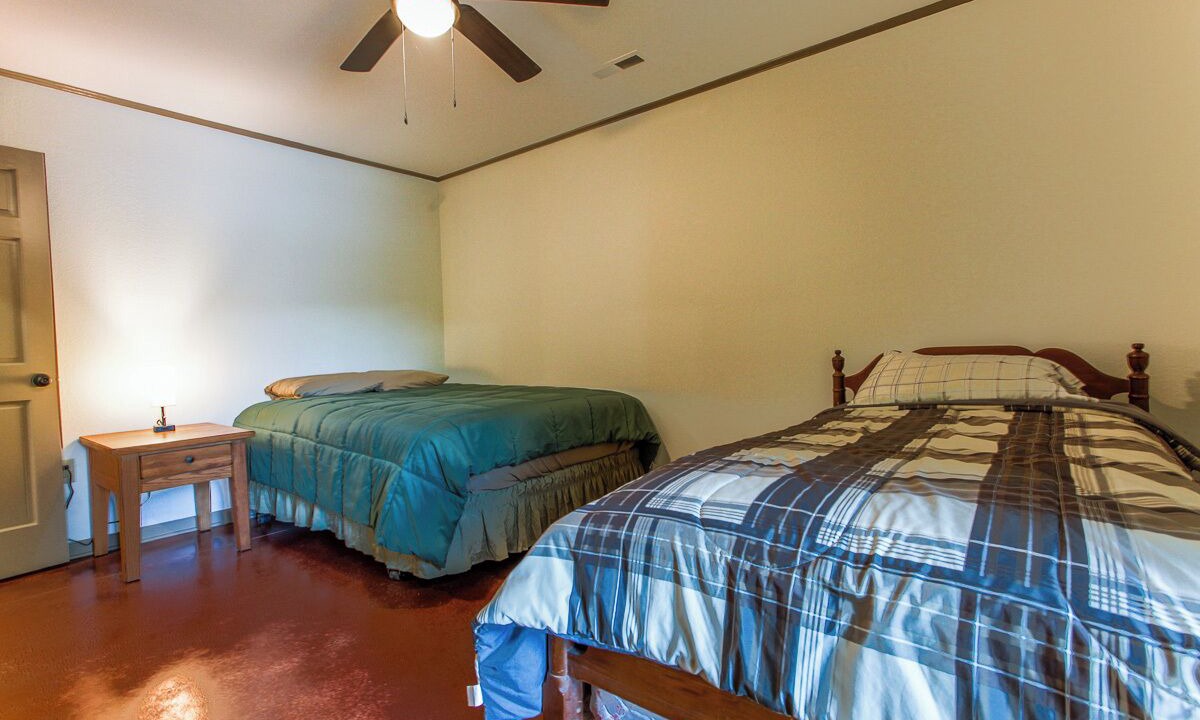 Photo of Bedroom in Robbinsville