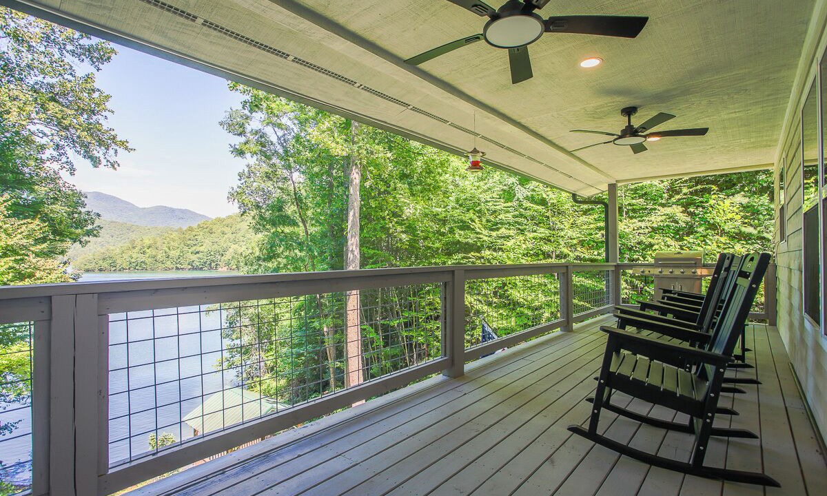 Photo of Patio Balcony in Robbinsville