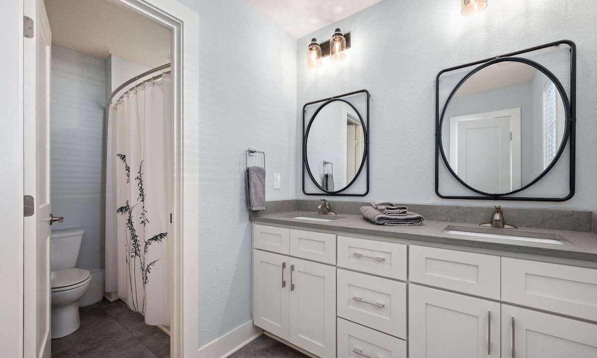 Photo of Bathroom in Carova Beach