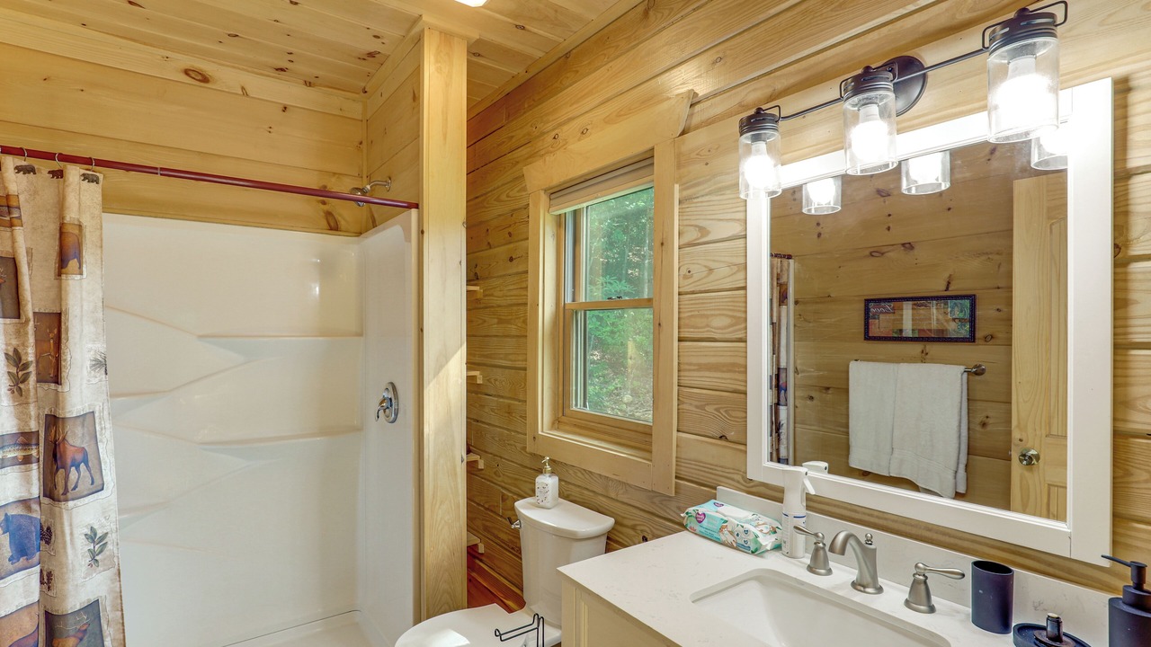 Photo of Bathroom in Frank