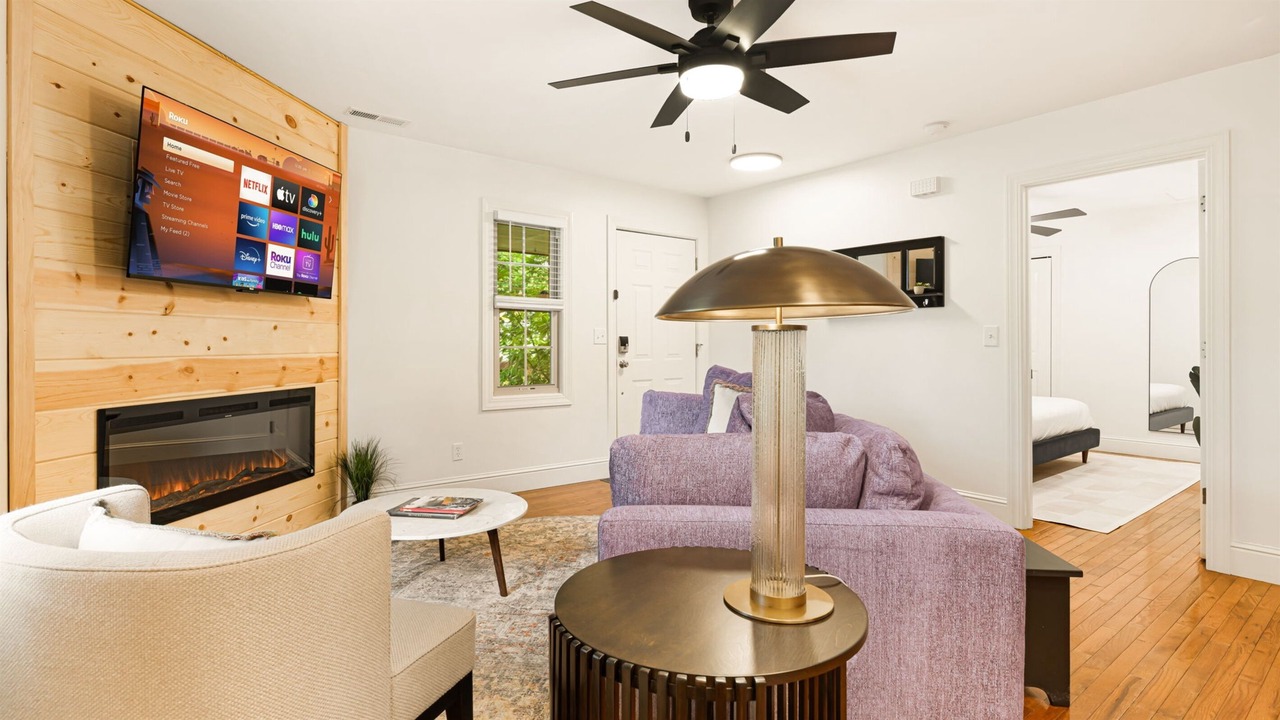 Photo of Livingroom in Asheville