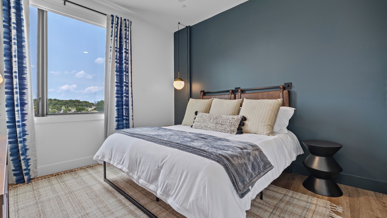 Photo of Bedroom in Historic Waverly