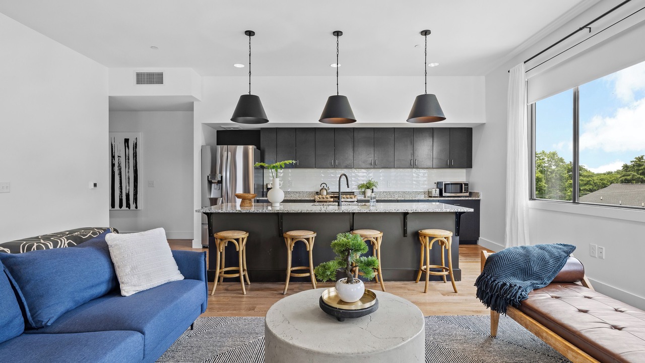 Photo of Livingroom in Historic Waverly