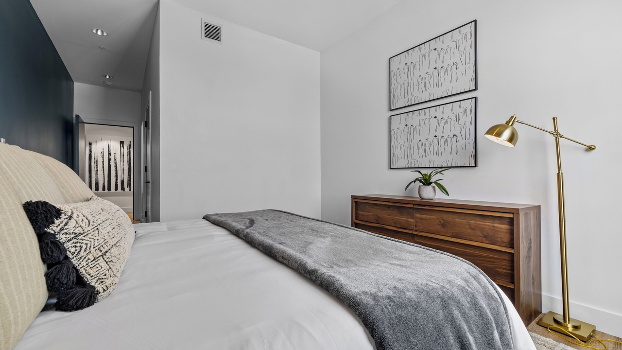Photo of Bedroom in Historic Waverly