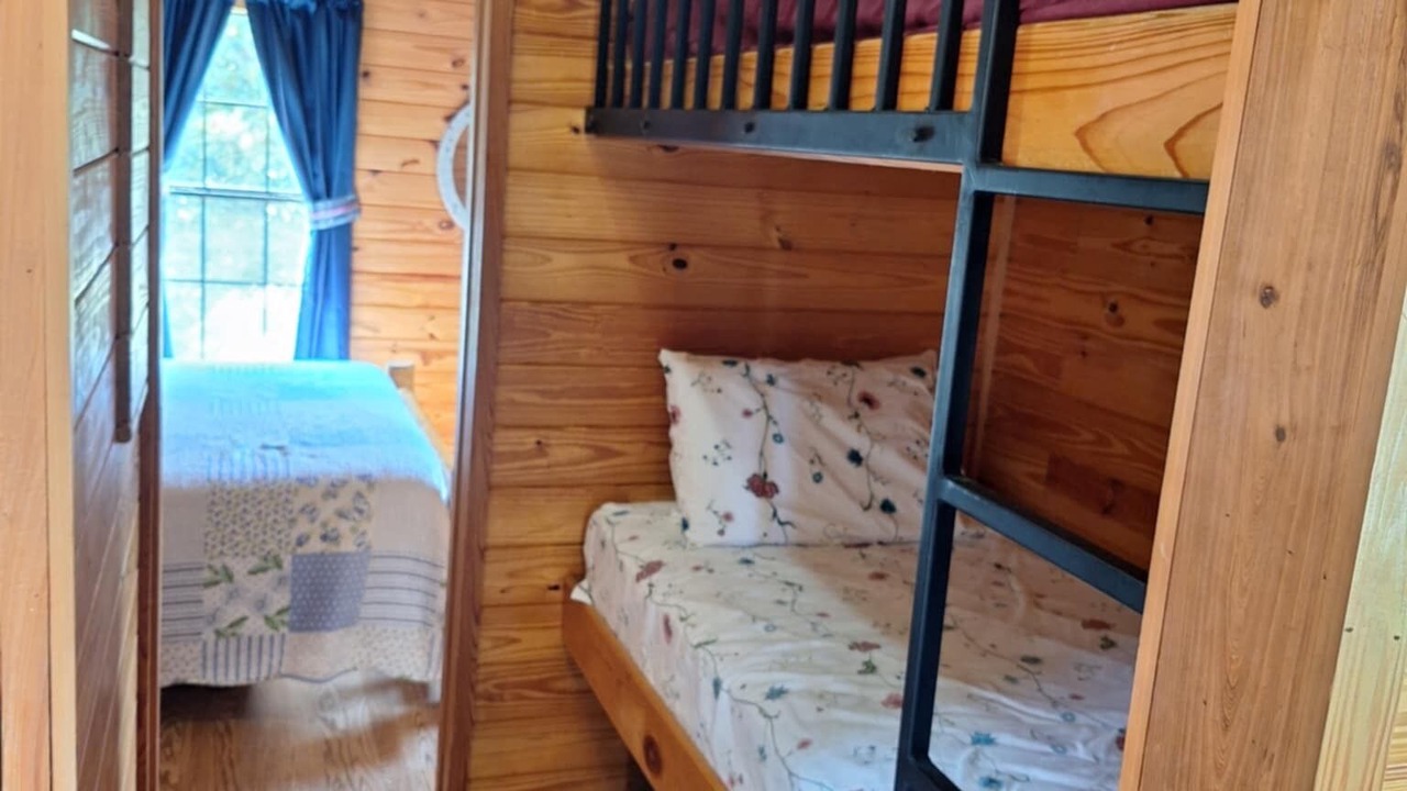Photo of Bedroom in Oriental