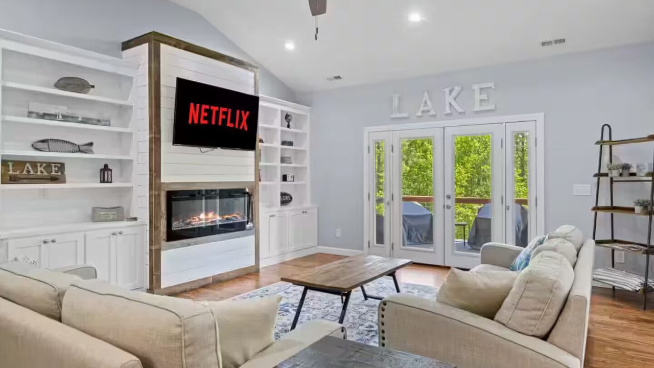 Photo of Livingroom in Morganton