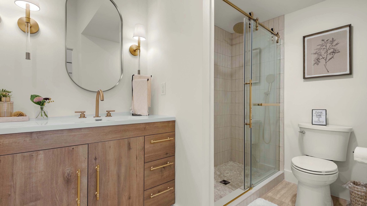 Photo of Bathroom in Hendersonville