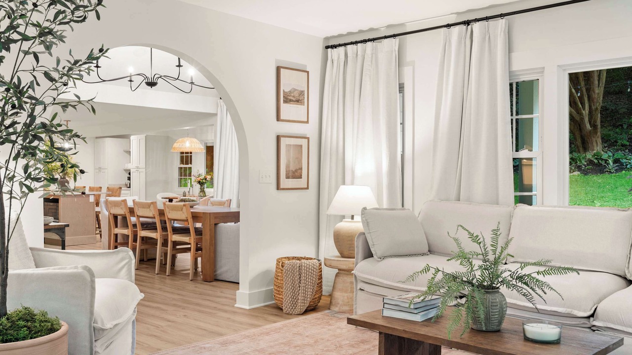 Photo of Livingroom in Hendersonville