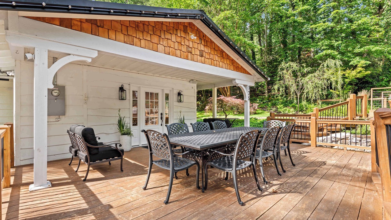 Photo of Outdoor in Hendersonville
