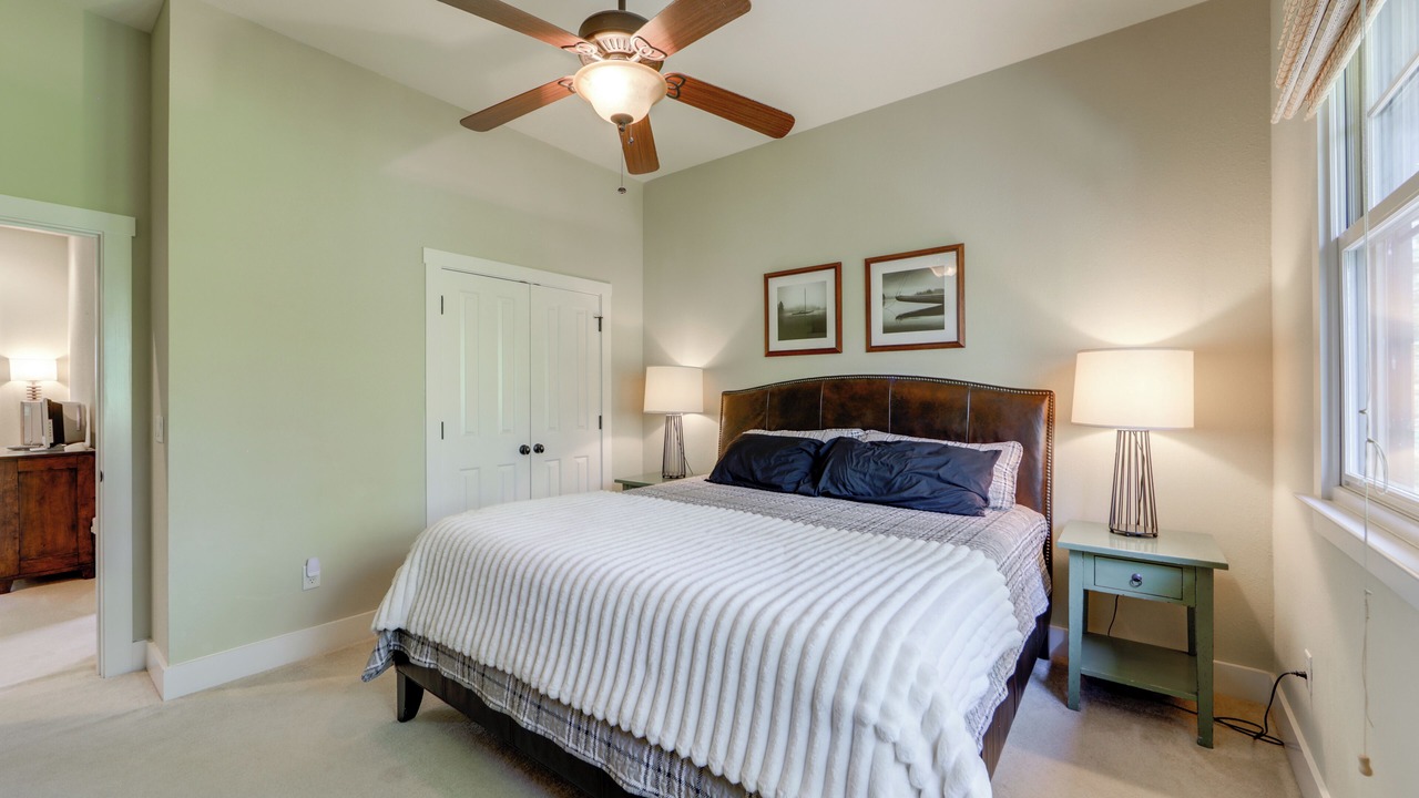 Photo of Bedroom in Bear Lake Reserve