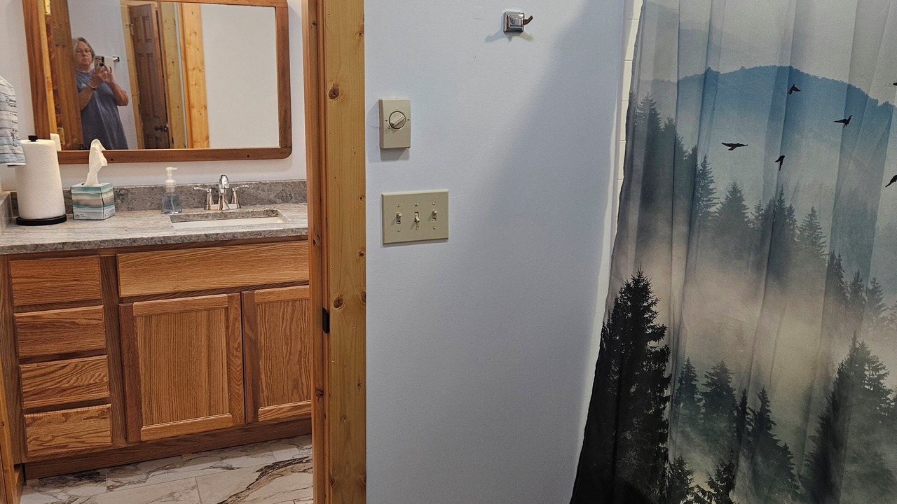 Photo of Bathroom in Frank