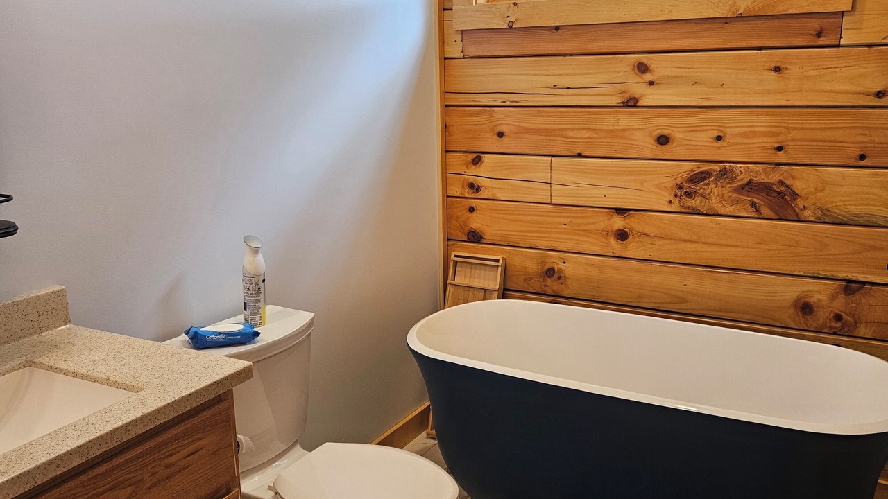 Photo of Bathroom in Frank