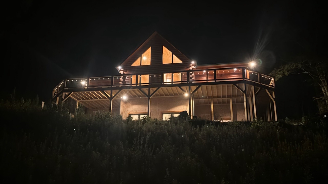 Photo of Outdoor in Frank