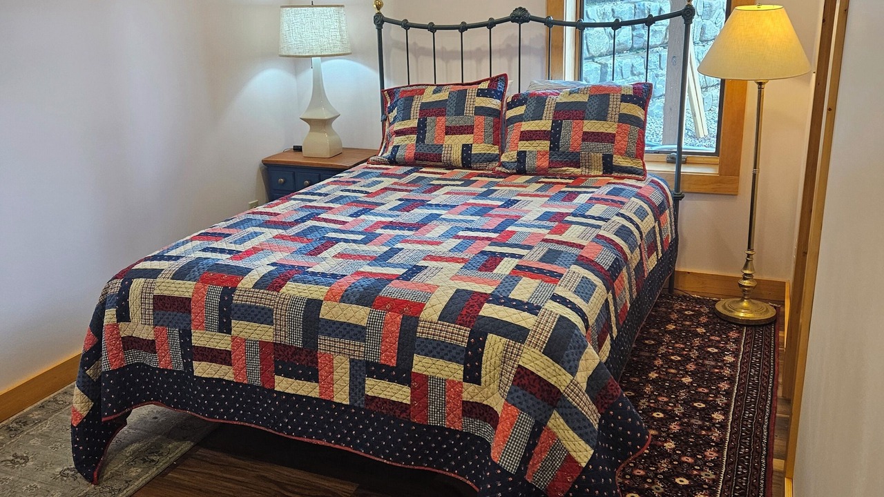 Photo of Bedroom in Frank