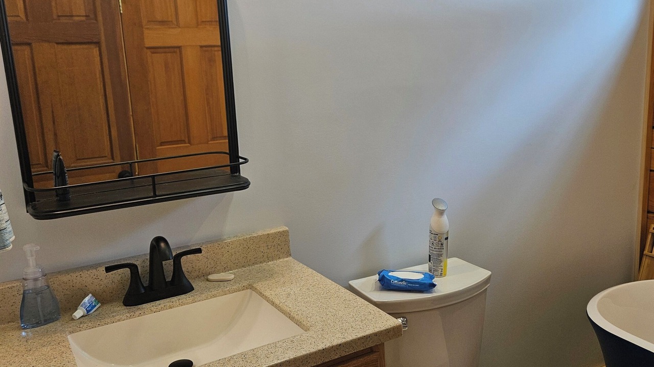 Photo of Bathroom in Frank