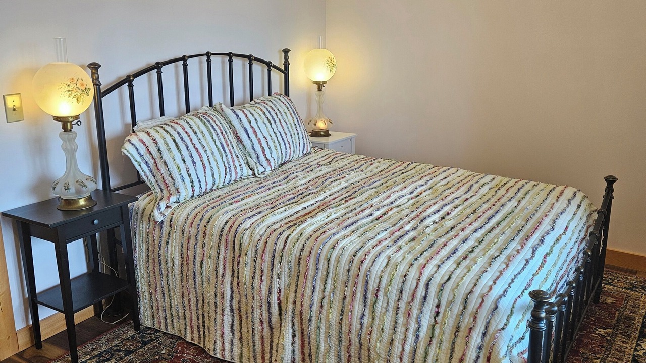 Photo of Bedroom in Frank