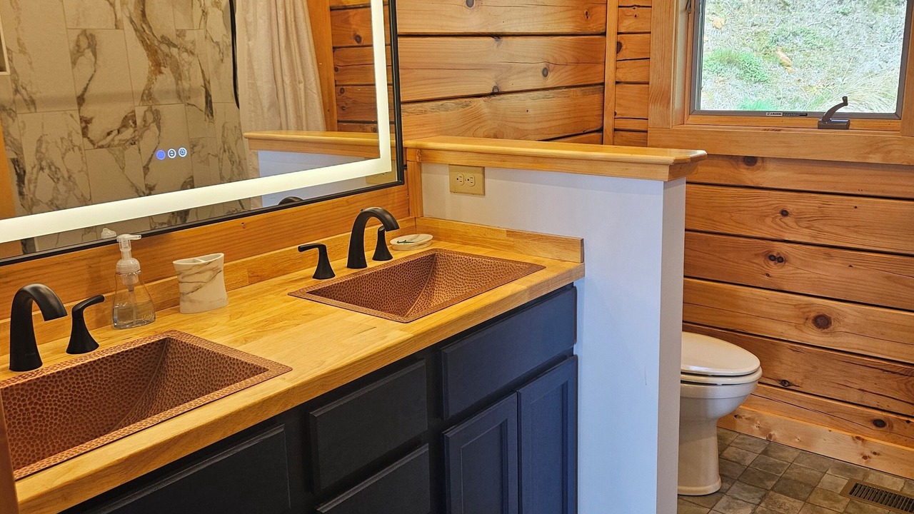 Photo of Bathroom in Frank