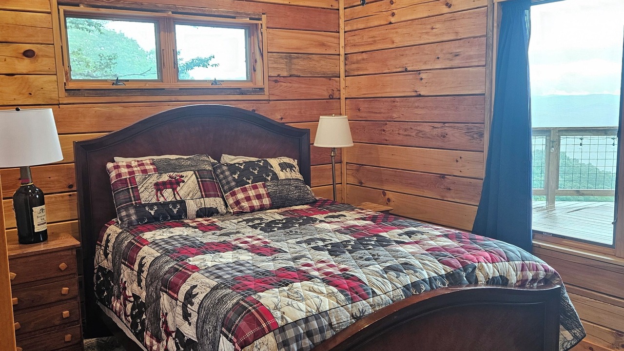 Photo of Bedroom in Frank