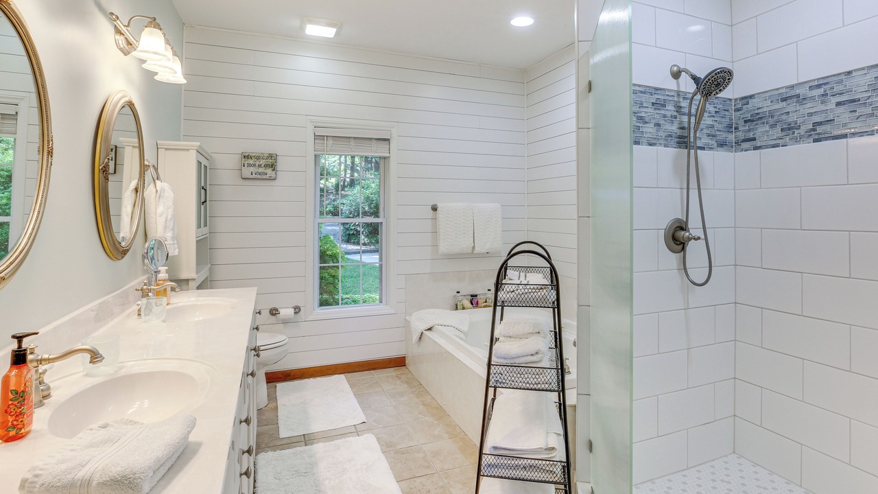 Photo of Bathroom in Roaring Gap