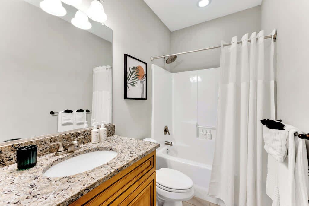 Photo of Bathroom in East Ocean View