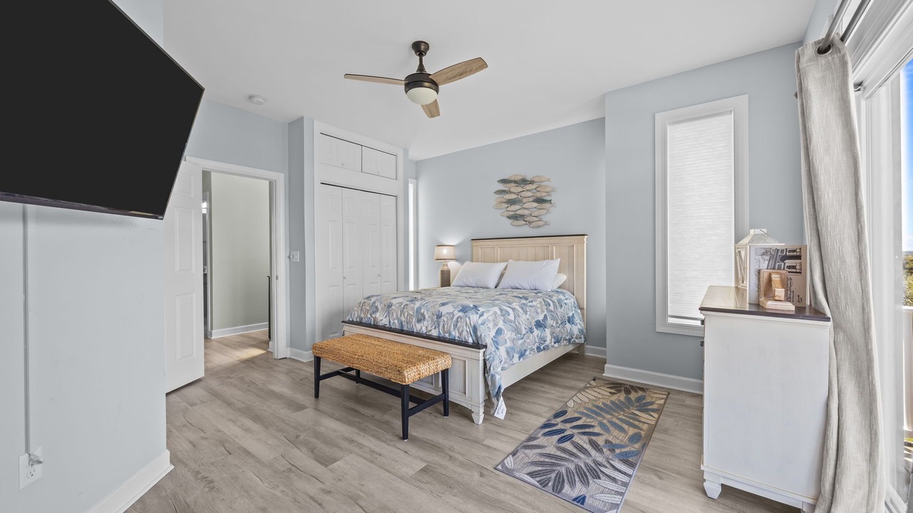 Photo of Bedroom in North Topsail Beach