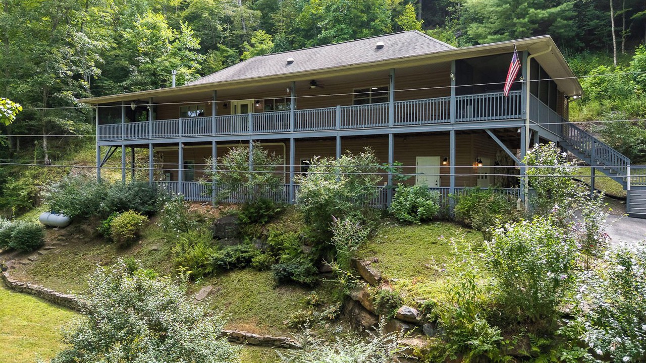 Photo of Outdoor in Brasstown
