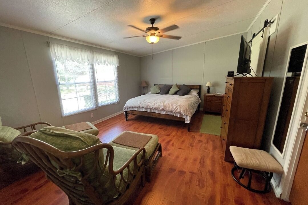 Photo of Bedroom in Carteret County