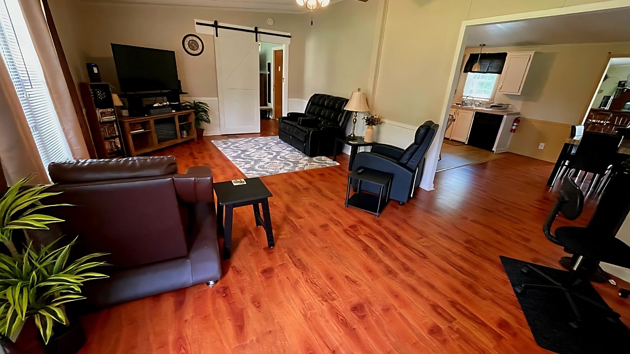 Photo of Livingroom in Carteret County