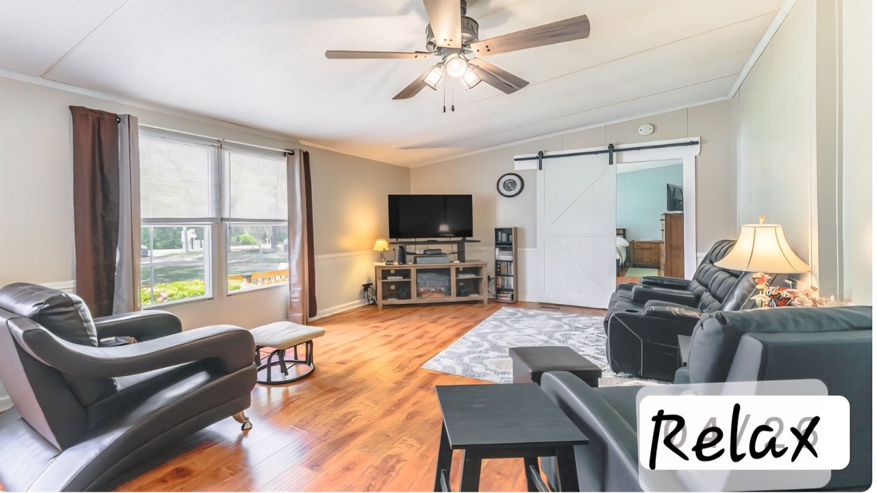 Photo of Livingroom in Carteret County