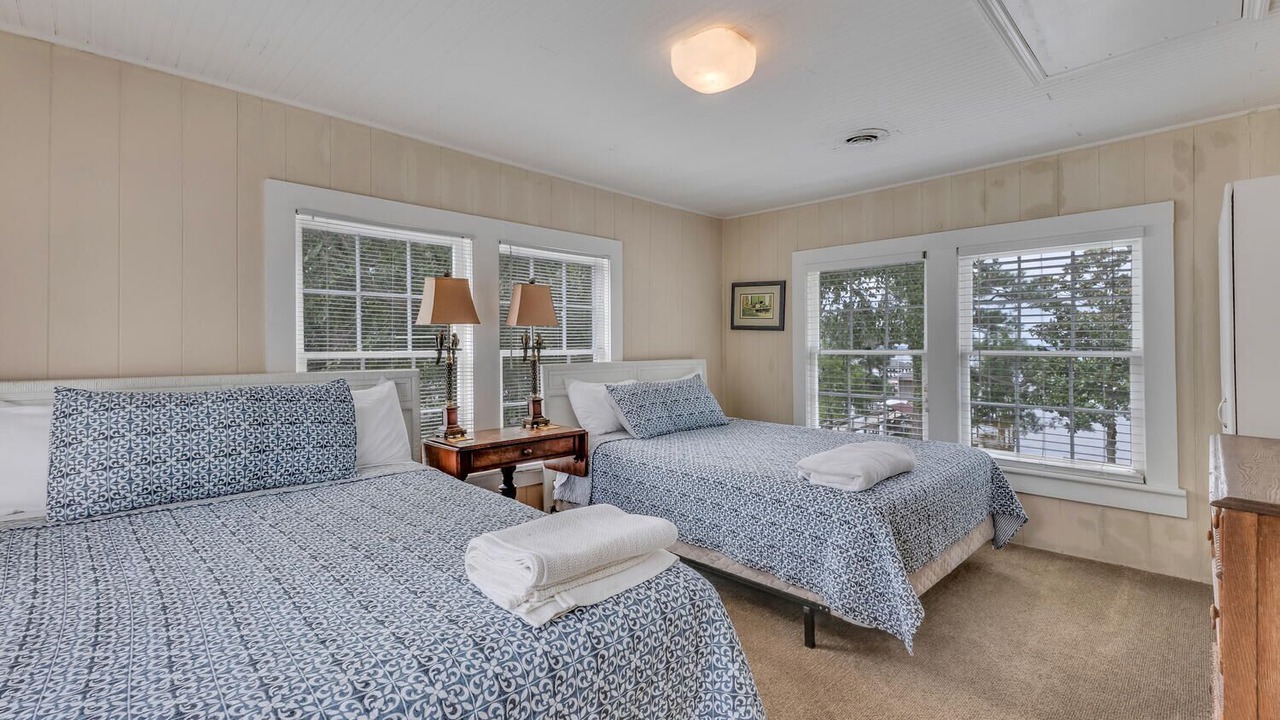 Photo of Bedroom in Lake Waccamaw