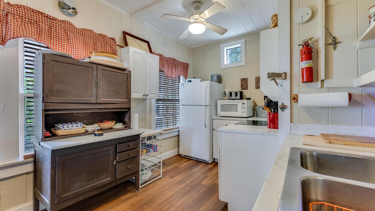 Photo of Kitchen in Lake Waccamaw
