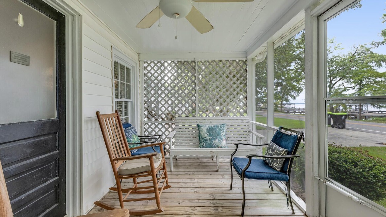 Photo of Patio Balcony in Lake Waccamaw
