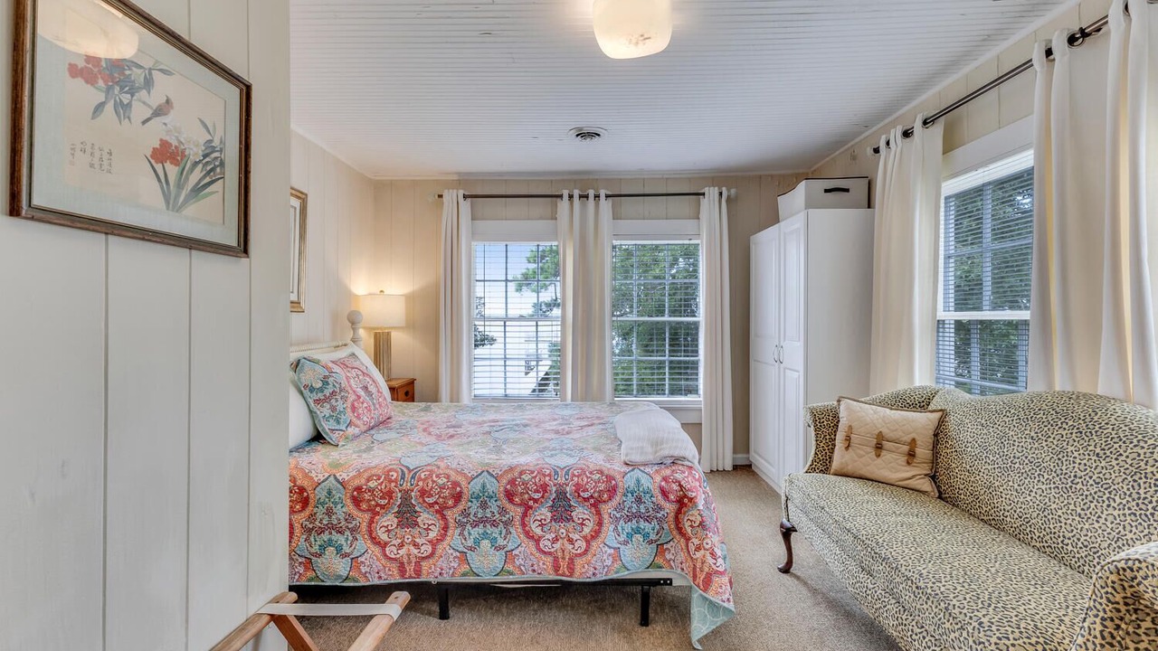 Photo of Bedroom in Lake Waccamaw