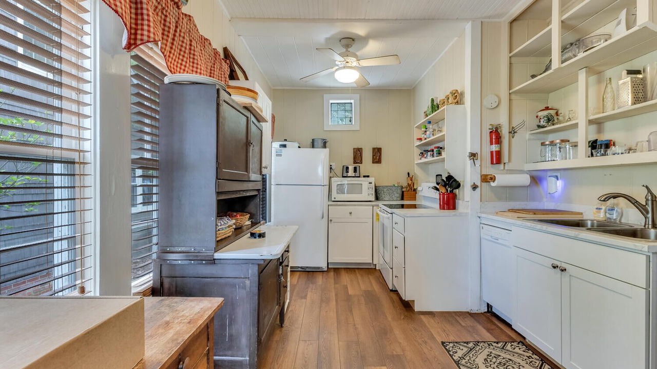 Photo of Kitchen in Lake Waccamaw