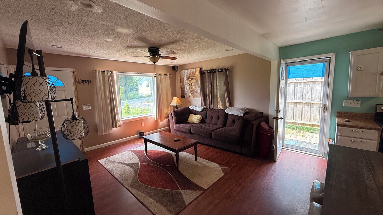 Photo of Livingroom in Kannapolis