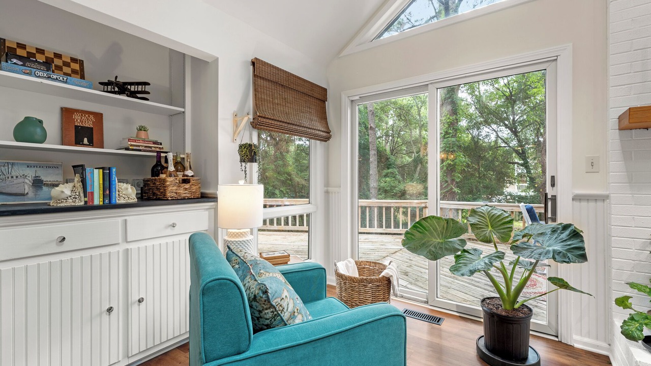 Photo of Bedroom in Southern Shores