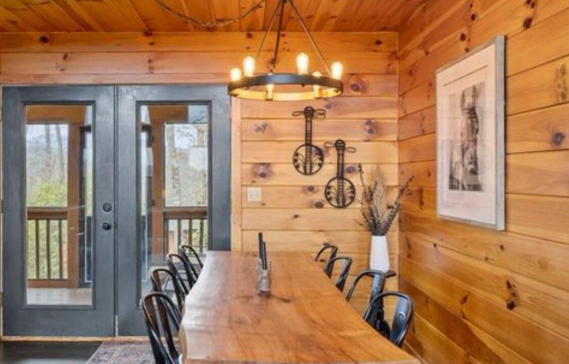 Photo of Others in Lake Toxaway
