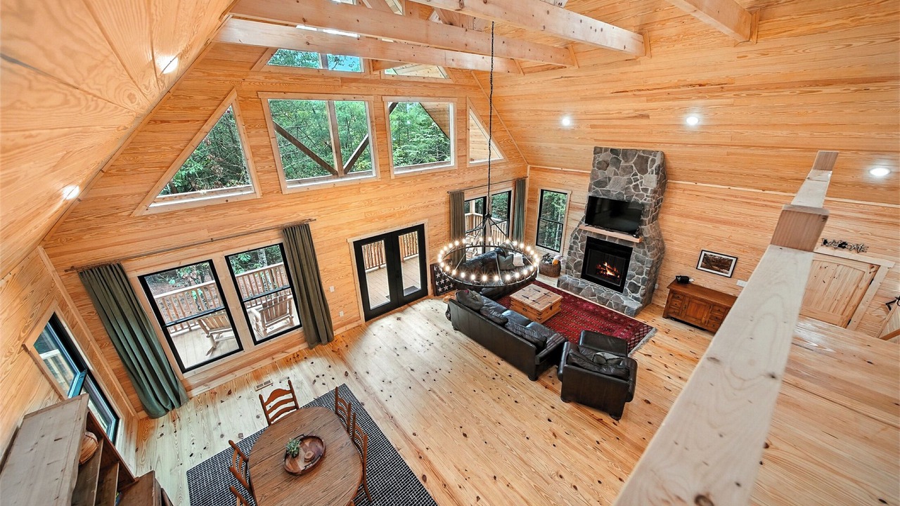 Photo of Livingroom in Morganton