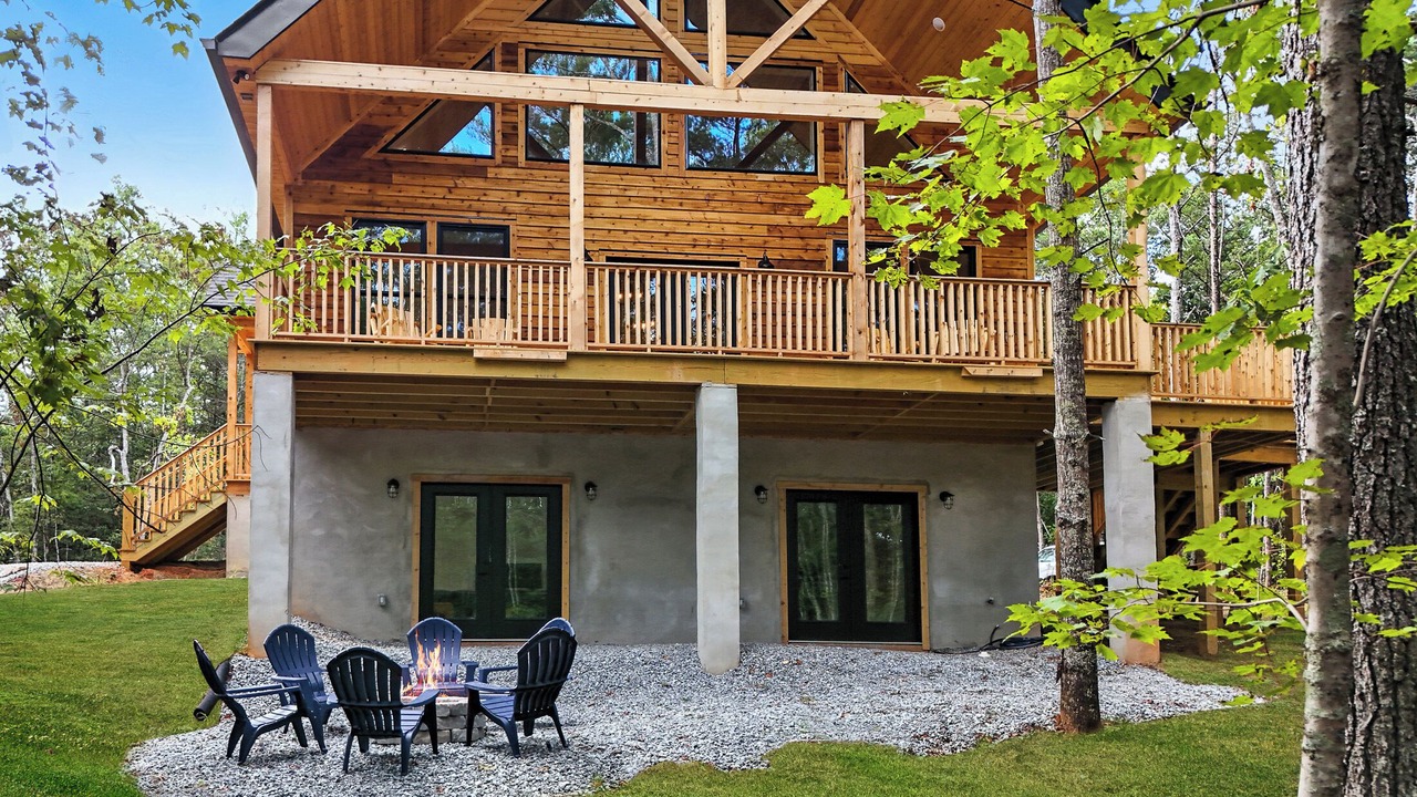 Photo of Outdoor in Morganton