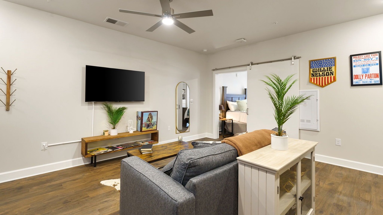 Photo of Livingroom in Eighth Avenue