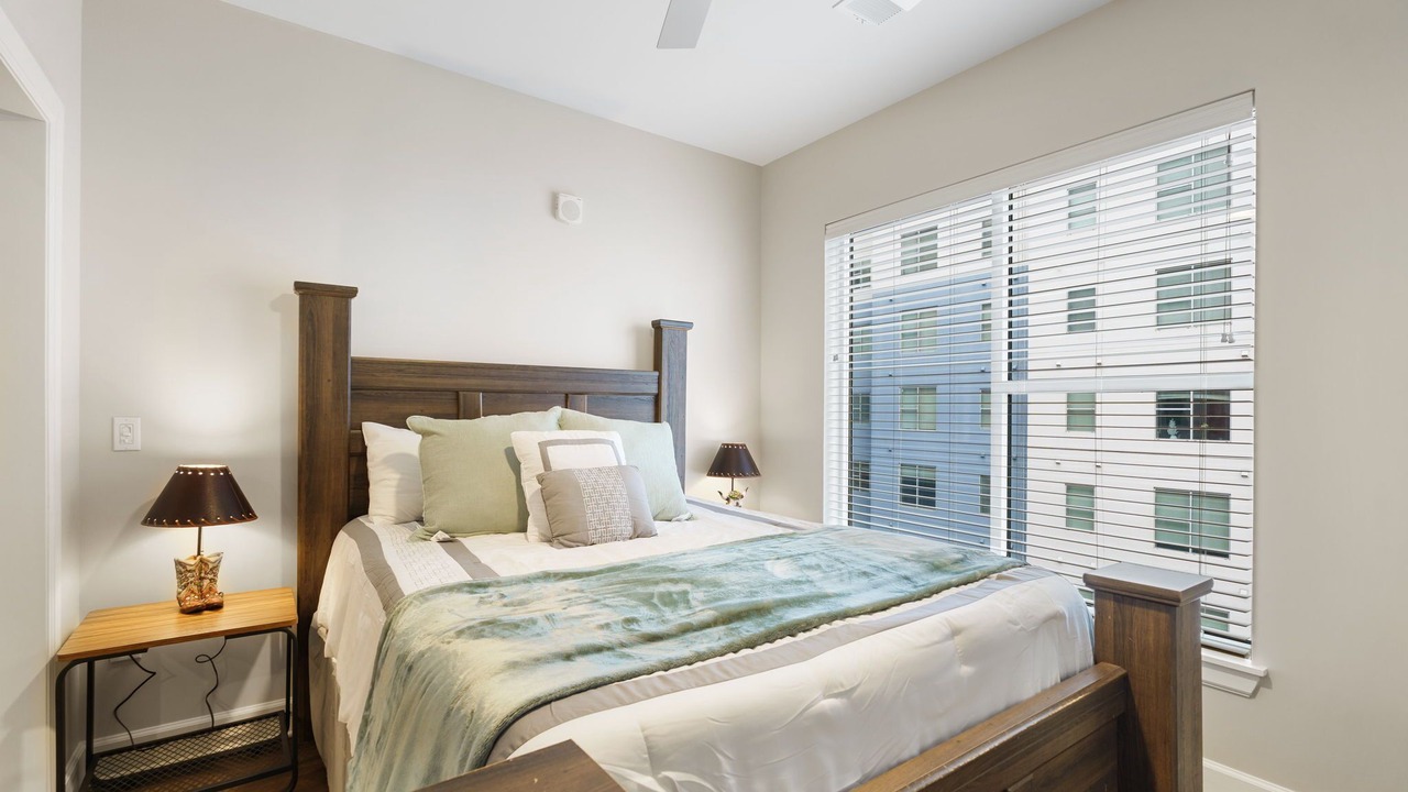 Photo of Bedroom in Eighth Avenue