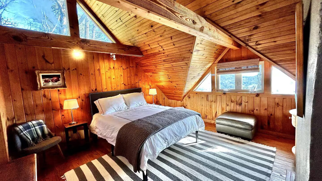 Photo of Bedroom in Scaly Mountain