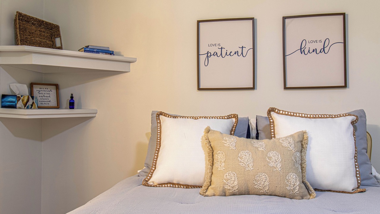 Photo of Bedroom in Southmont