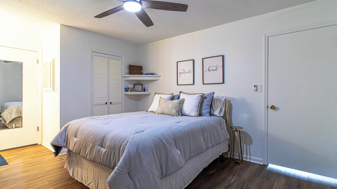 Photo of Bedroom in Southmont