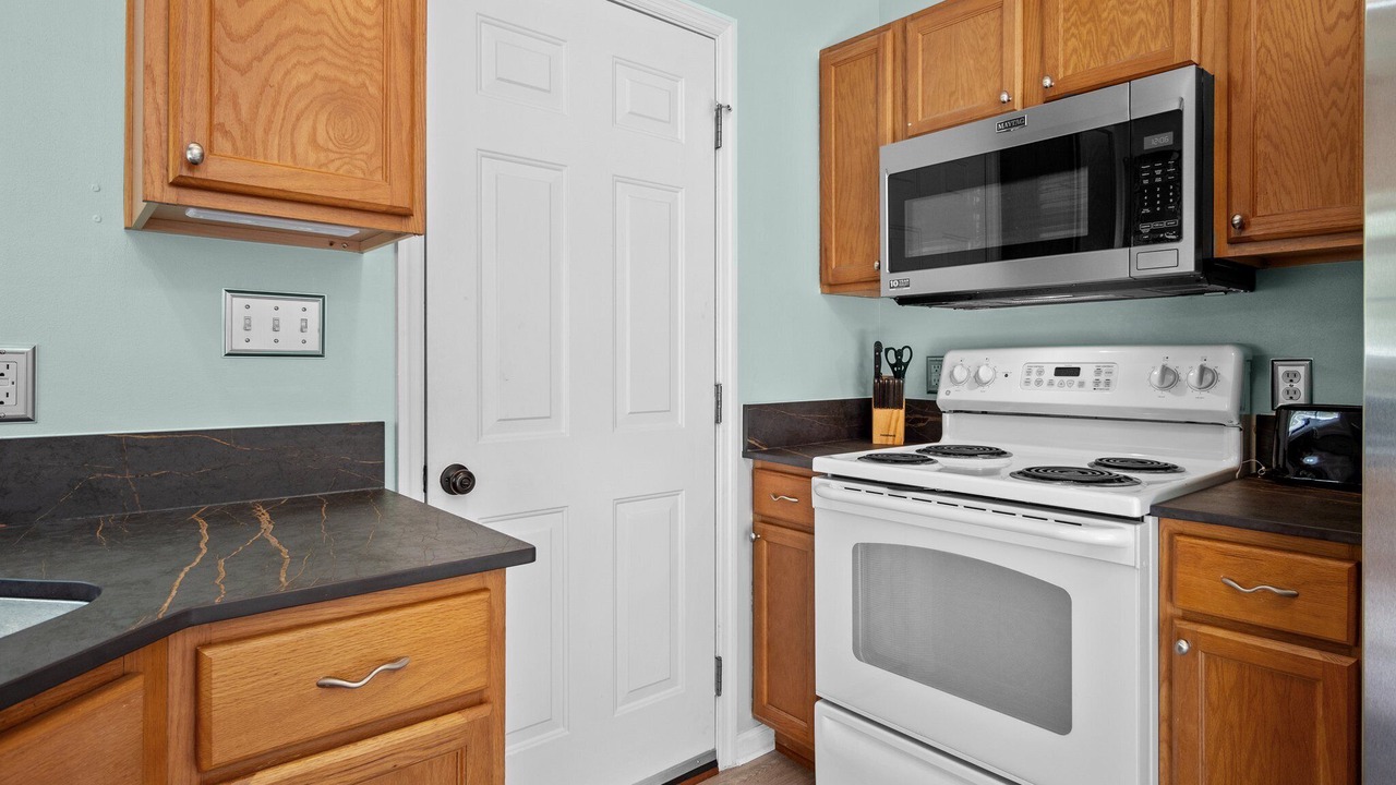 Photo of Kitchen in McCutcheon Field