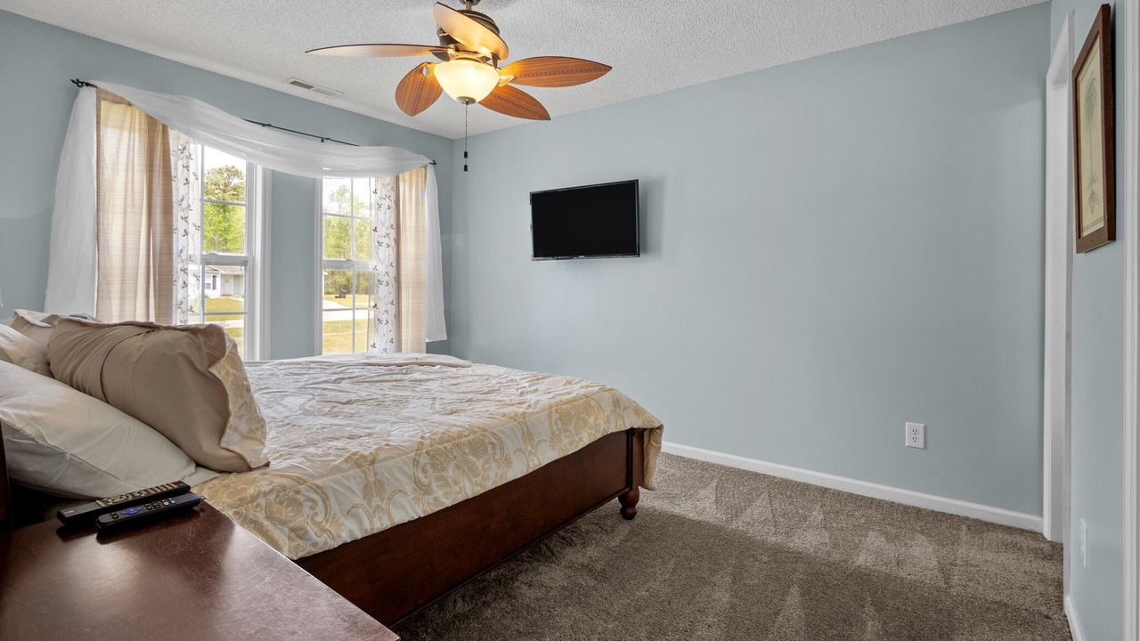 Photo of Bedroom in McCutcheon Field